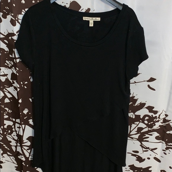 Black top (short in front long in back) - Picture 4 of 6